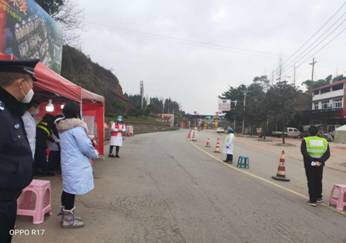 16级高护10班 钟星